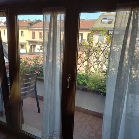 The Boheme Vintage Junior Suite ---- Cozy & Quiet & Comfortable With Private Bathroom & Fully Equipped Kitchenette & Cozy Balcony - Lift To 4Th Floor - Metro' Verde -Green Subway Porta Genova Μιλάνο Εξωτερικό φωτογραφία